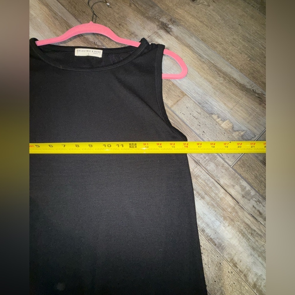 Electric & Rose Black ribbed dress large EUC - Picture 4 of 6